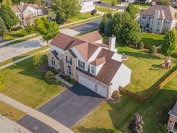 3rd image of 24241 W Sheffield Ln