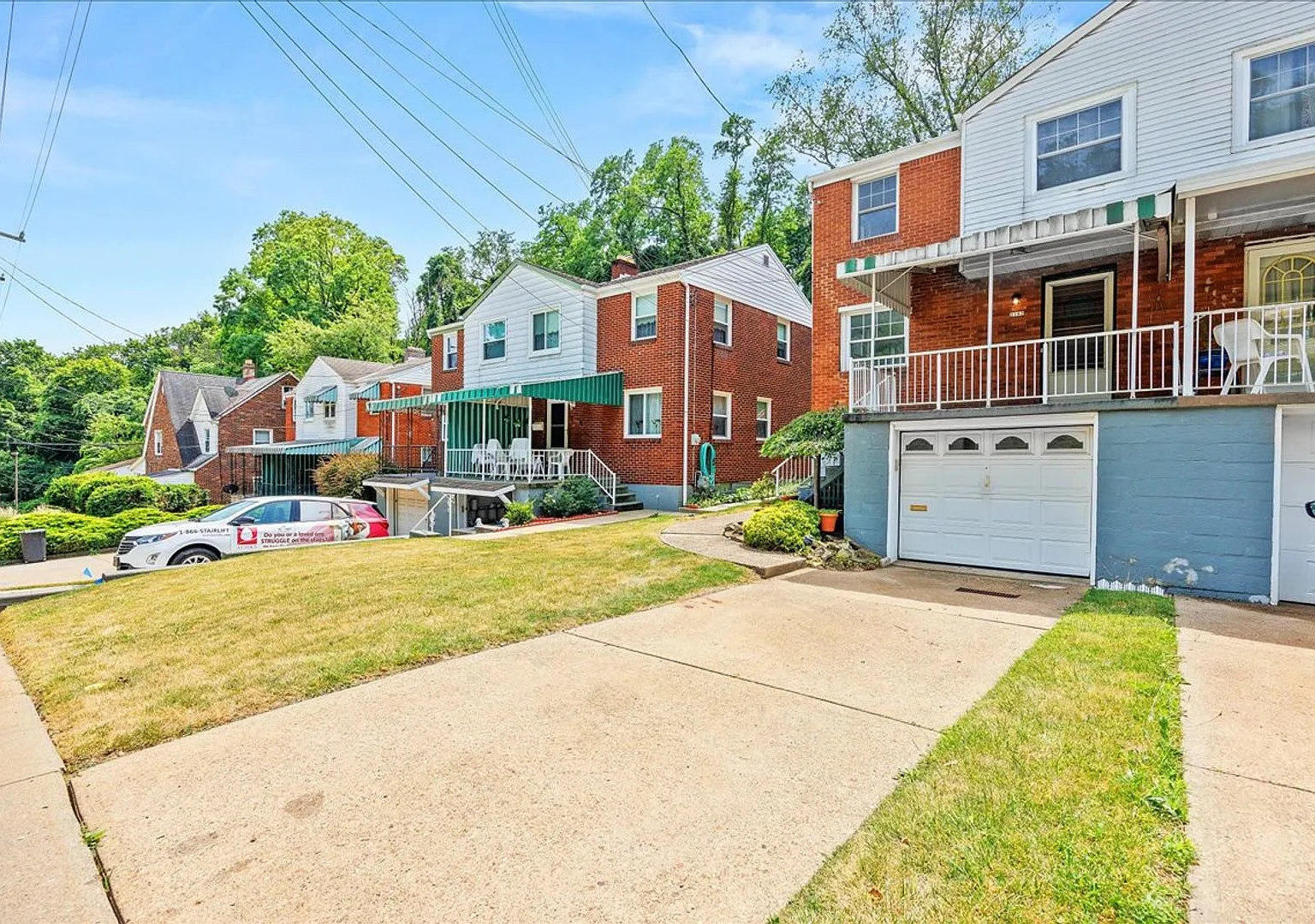 2182 Pauline Ave — Photo 2