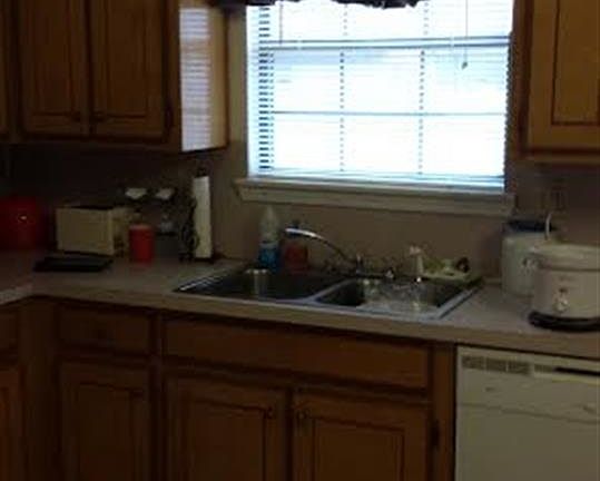 5th image of 3206 S Dakota St