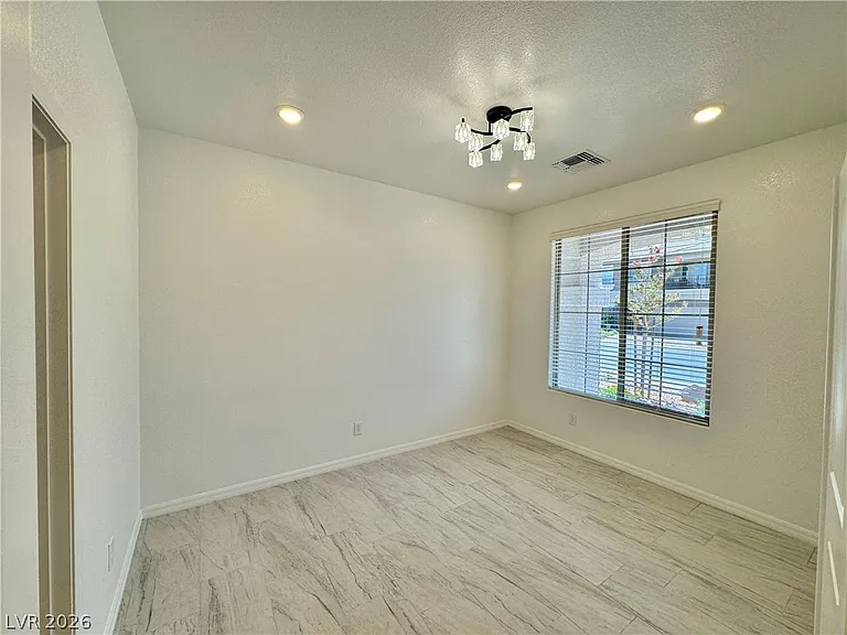 5772 Yellow House St — Photo 6