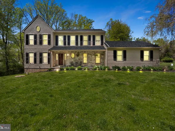 71 Mill Rd, Thornton, PA 19373