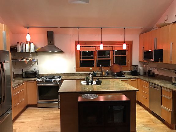 5th image of 1759 Ginger Ln
