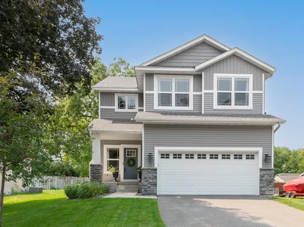 2625 Medicine Ridge Rd, Plymouth, MN 55441