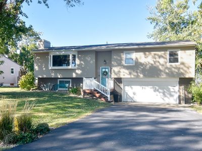 205 Grandview Dr, Le Grand, IA, 50142