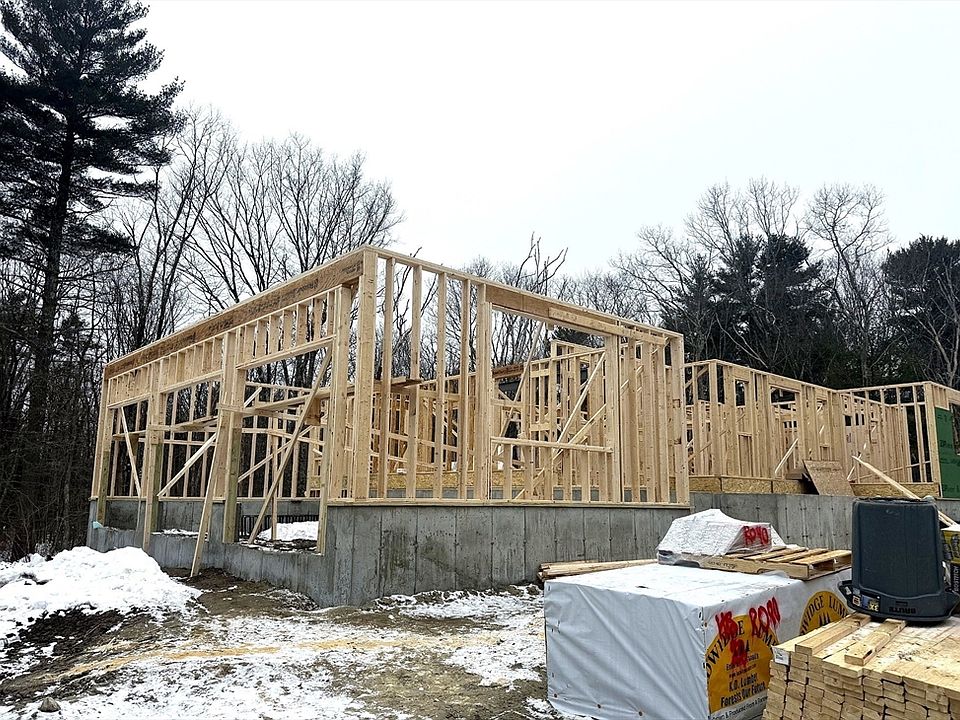 1st image of 1 Spring St #1