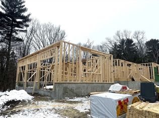 1 Spring St #1, Franklin, MA 02038