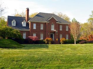 11906 Reeds Bluff Ln, Midlothian, VA 23113