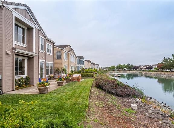 4th image of 228 Monaco Dr