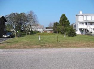 20 Collins Ave, Westerly, RI 02891