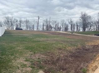 249 Castlegate Dr, Ona, WV 25545