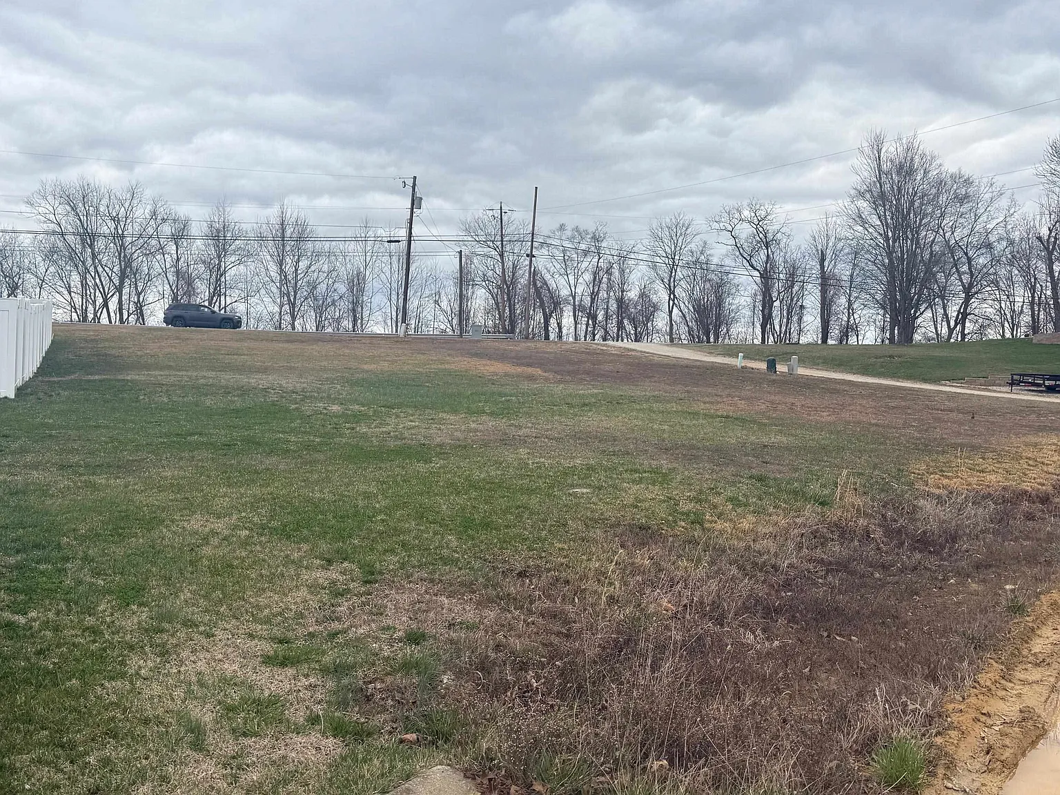 249 Castlegate Dr photo 1