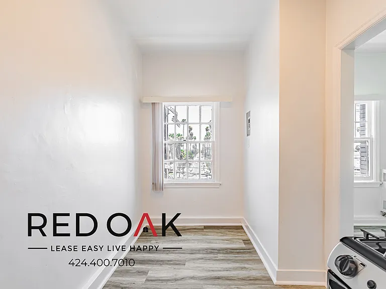 212 Normandie Ave #1 — Photo 10
