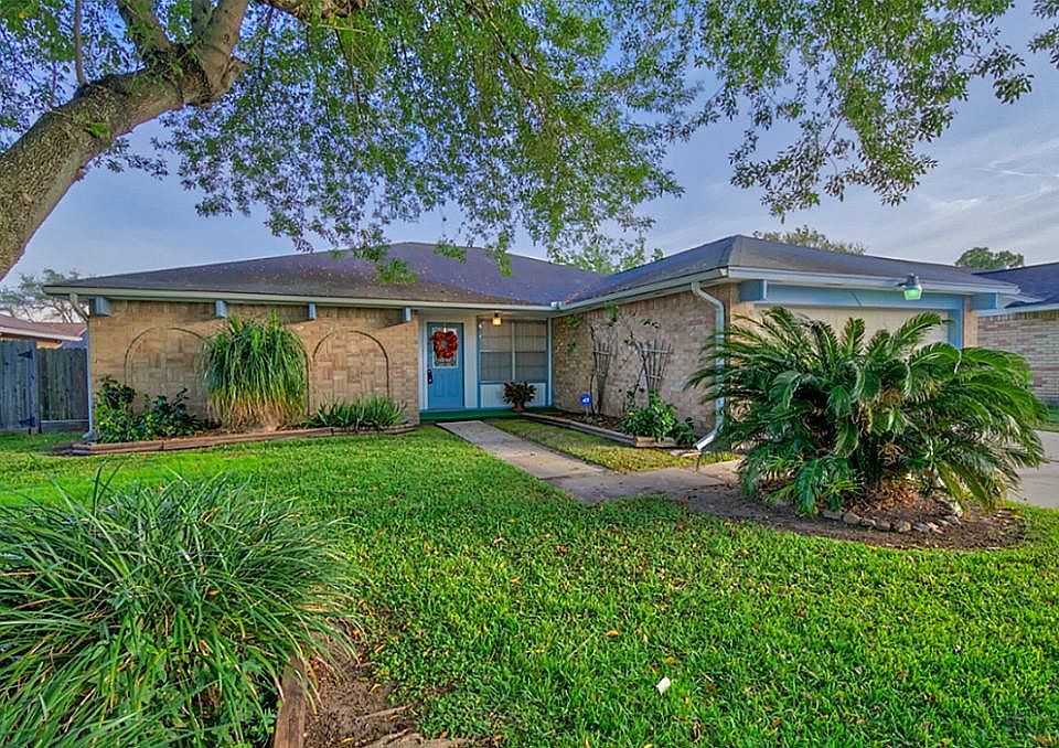 1st image of 10119 Roseberry Dr