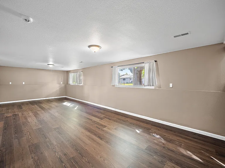 7530 Deer Trl — Photo 12