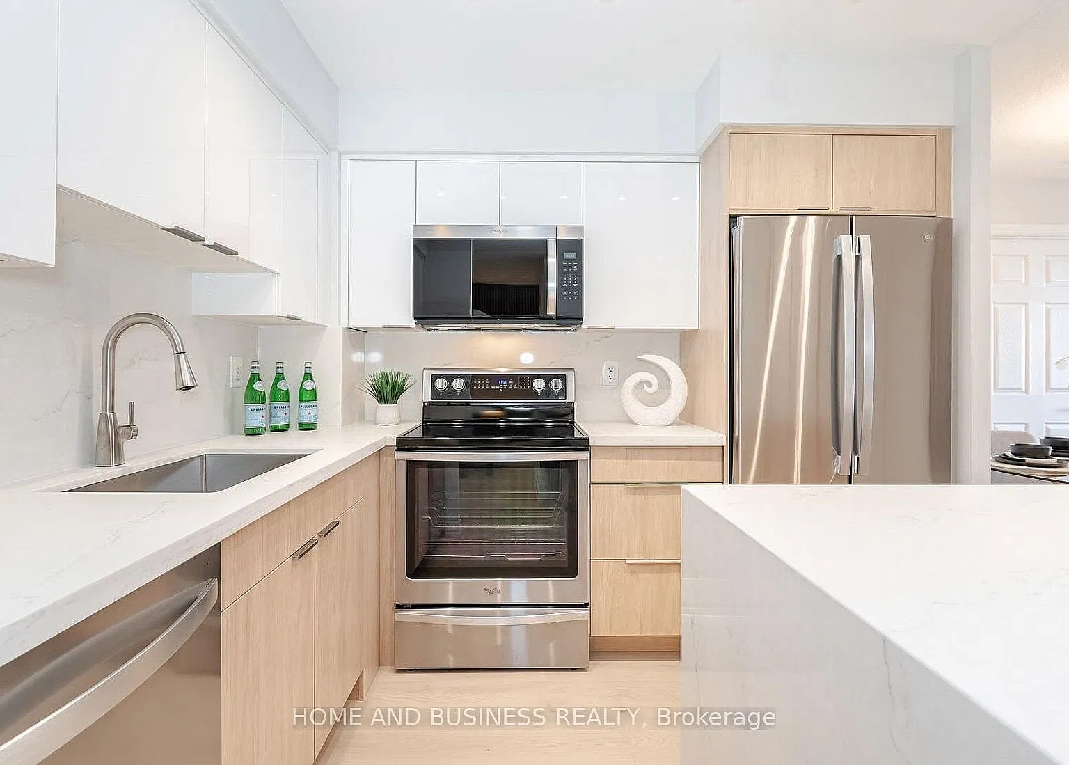 3 bed, $3,500 — Photo 4