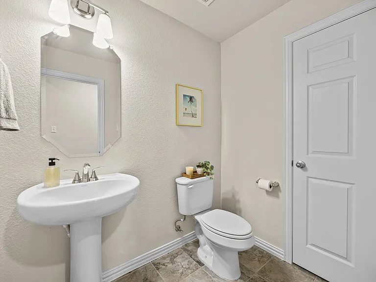 3249 Glorioso Dr — Photo 22