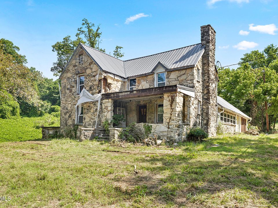 1st image of 901 E Brushy Valley Dr