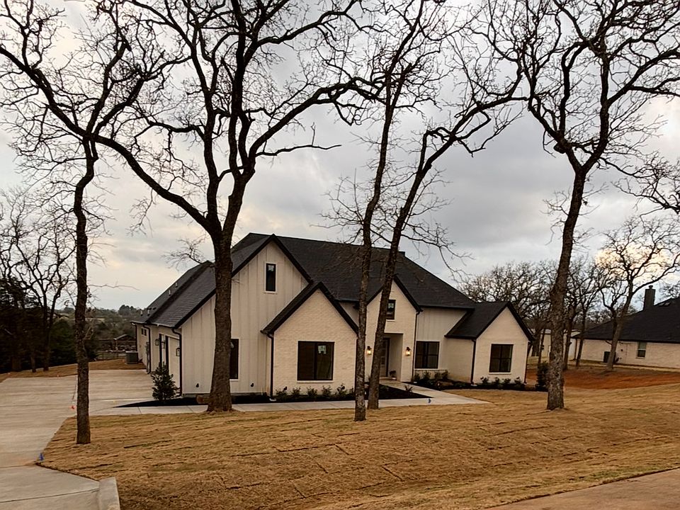 1st image of 2816 Private Access Rd #73107