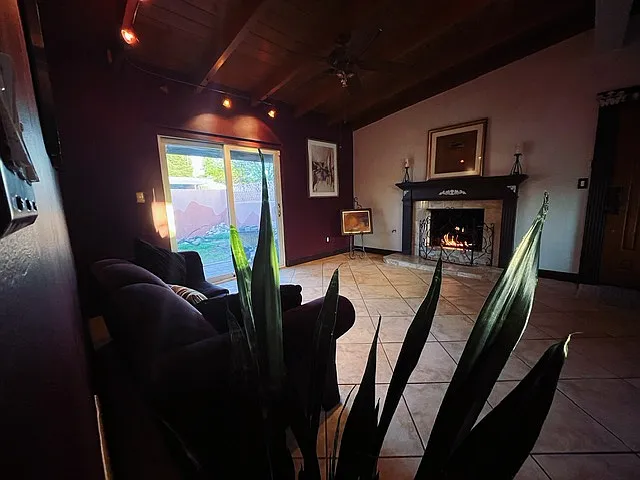 5211 E Lee St — Photo 9