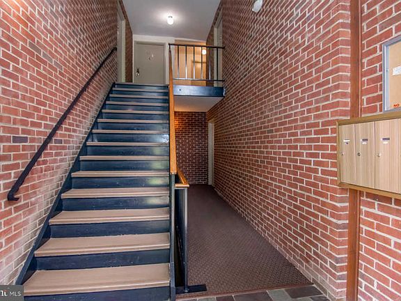 3rd image of 634 Newbridge Ct #5-648