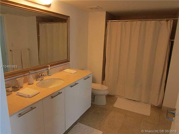 5th image of 1800 N Bayshore Dr APT 1812