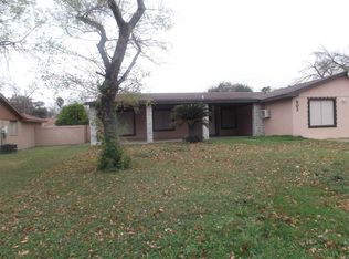902 Laurel Dr, Laredo, TX 78045