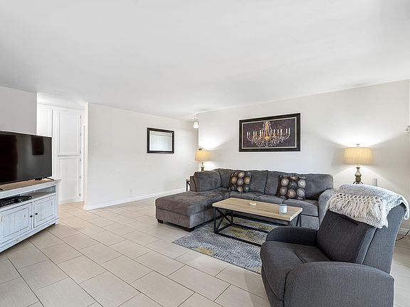 4th image of 5300 Fairview Blvd APT 15