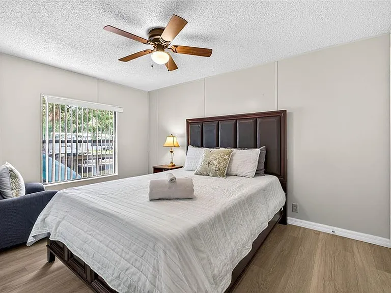 8552 W Peacock Ct — Photo 24