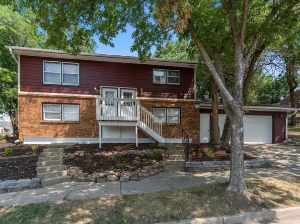1504 E 11th St, Sioux Falls, SD 57103