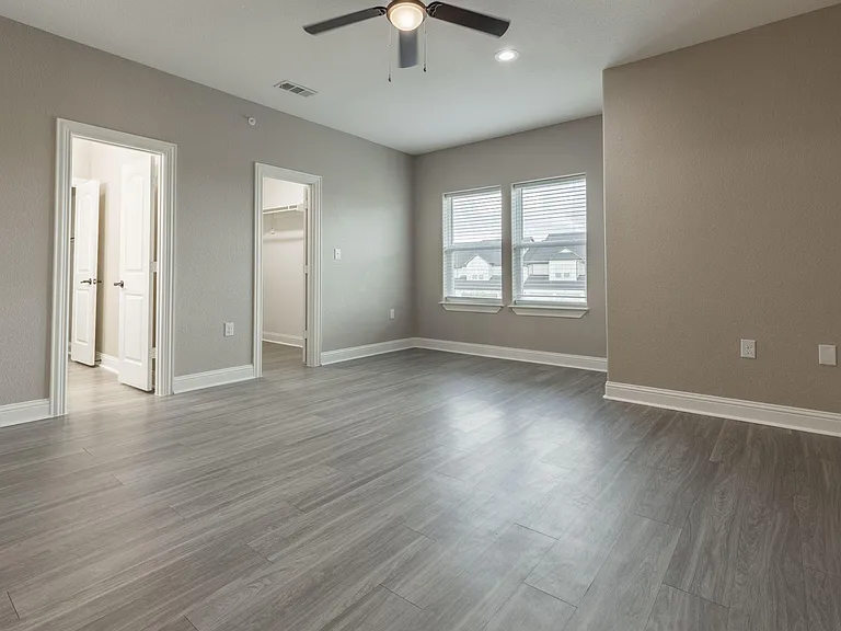 1003 Debby Ct — Photo 18