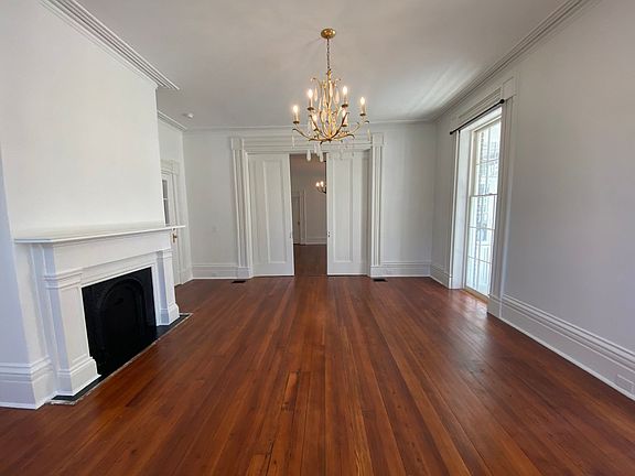 4th image of 157 Wentworth St APT C