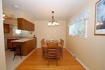 4th image of 27W706 Shady Way Dr