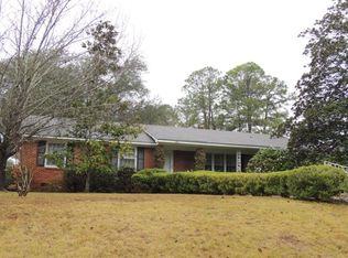 1901 Groveland Rd, Albany, GA 31707