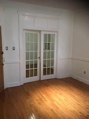 Rented by Halvatzis Realty | media 12