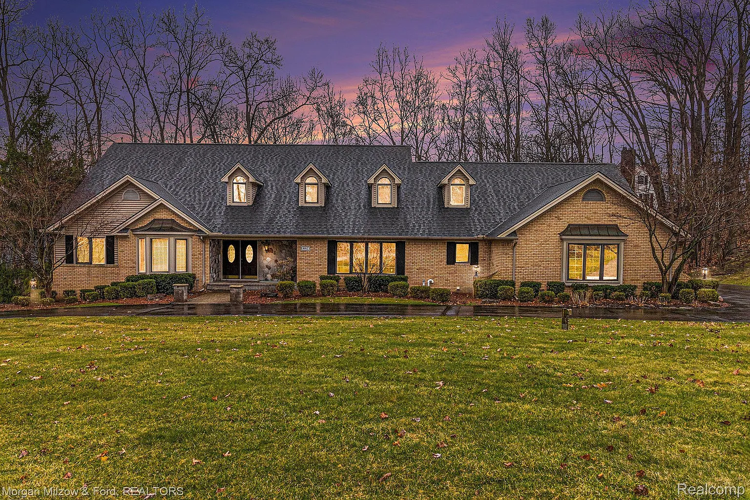 9312 Sycamore Trl photo 1
