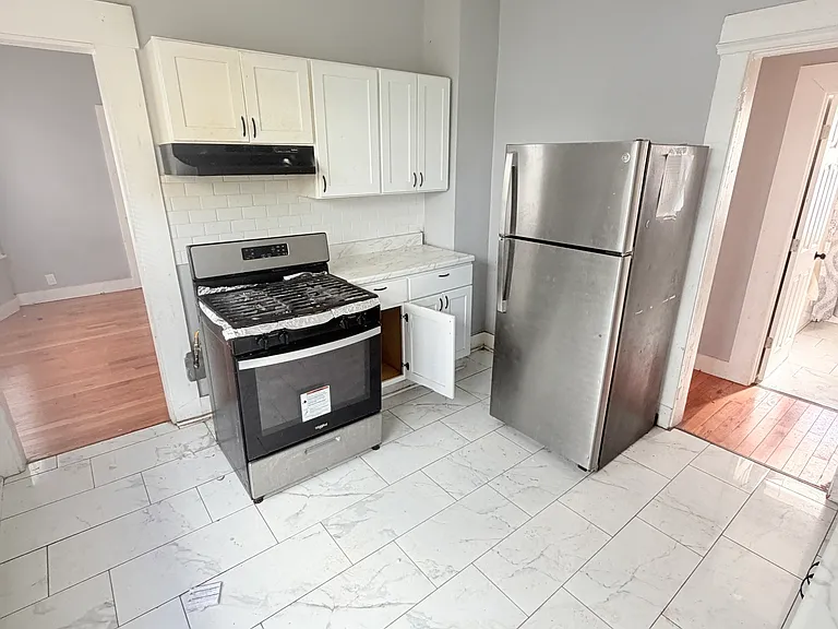 161 Lamberton St #3 — Photo 7