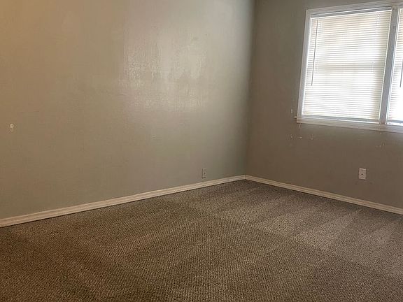 3rd image of 5402 Avenue B