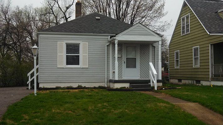 1st image of 321 Royal St
