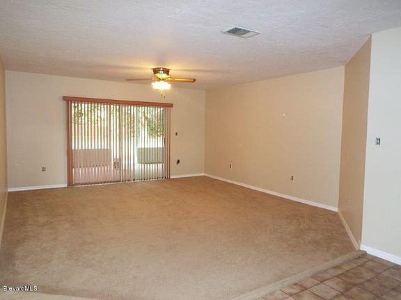 4th image of 1325 Aventura Way