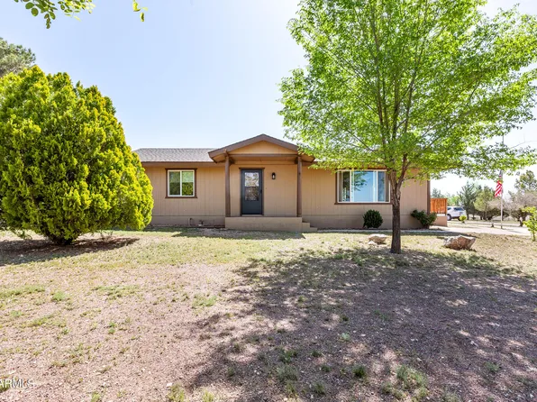 25325 N Naples Street, Paulden, AZ 86334