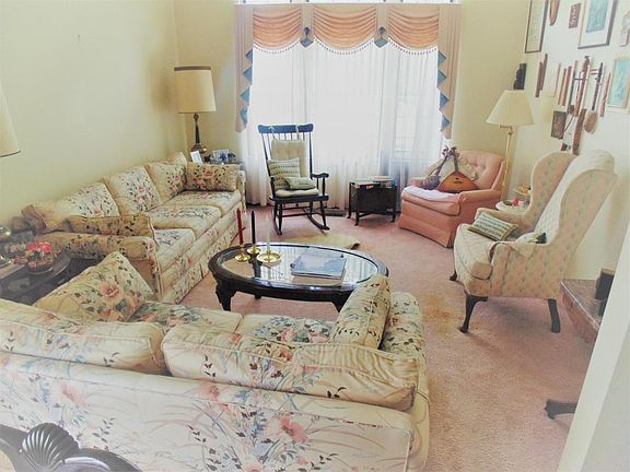 4th image of 2255 Deveron Ln