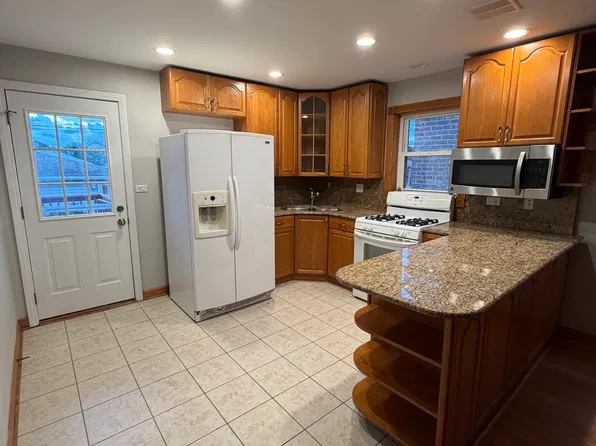 6131 S South Natoma Ave, Chicago, IL 60638