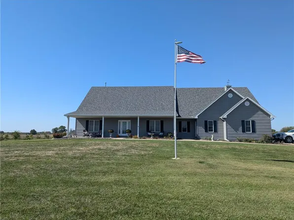572 SE 23rd Hwy, Knob Noster, MO 65336