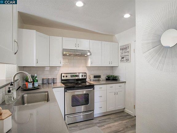 4th image of 7054 Dublin Meadows St APT G