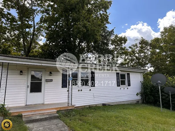 16 Spears St, Paris, KY 40361