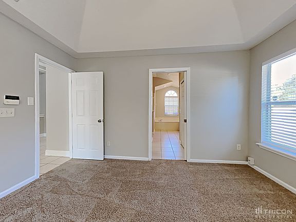 5th image of 9080 Country Mill Ln