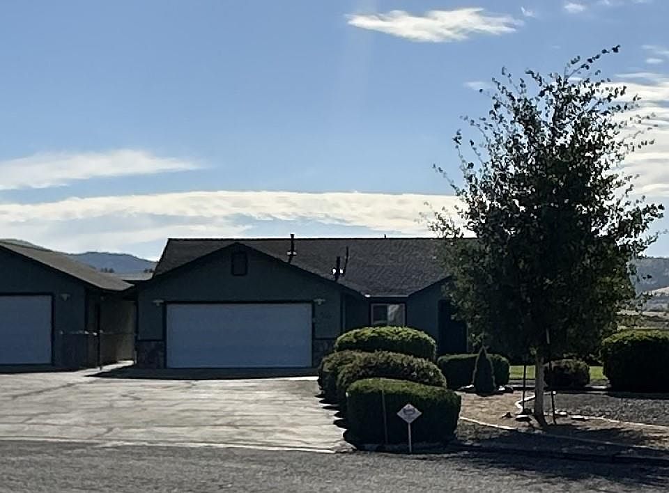 1st image of 471-525 Bantley Dr