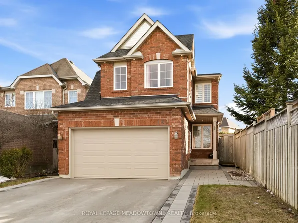 163 Eaton St, Halton Hills, ON L7G 5V6