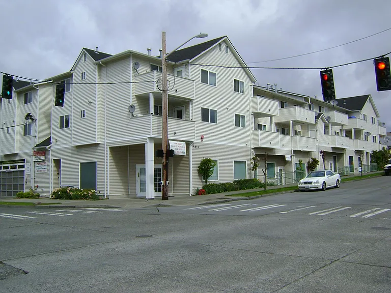 5333 15th Ave S #2C — Photo 1