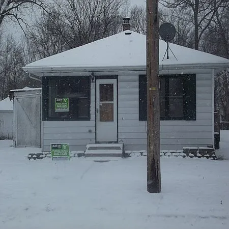 113 Warsaw St photo 1